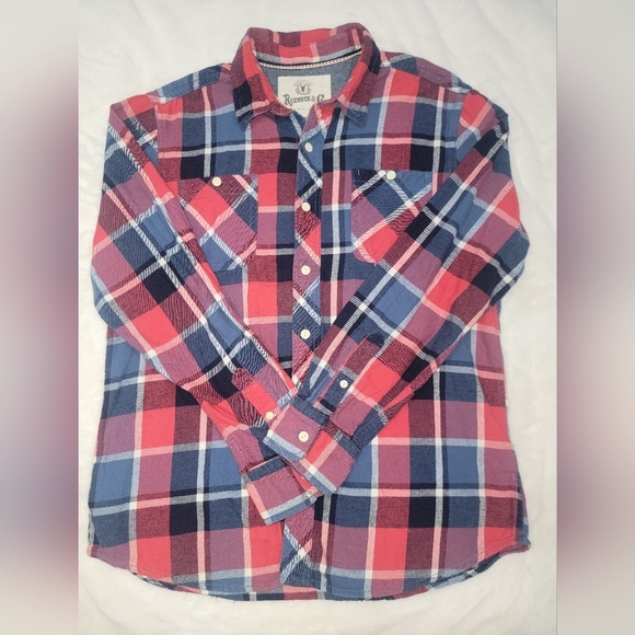 Roebuck & Co Red and Blue Casual Button Down Shirt with Classic Plaid - Picture 1 of 8